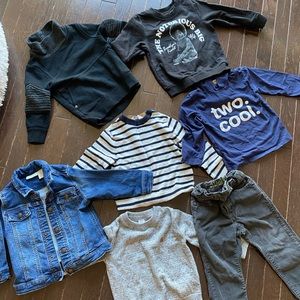 Boys 2T bundle with 7 pieces